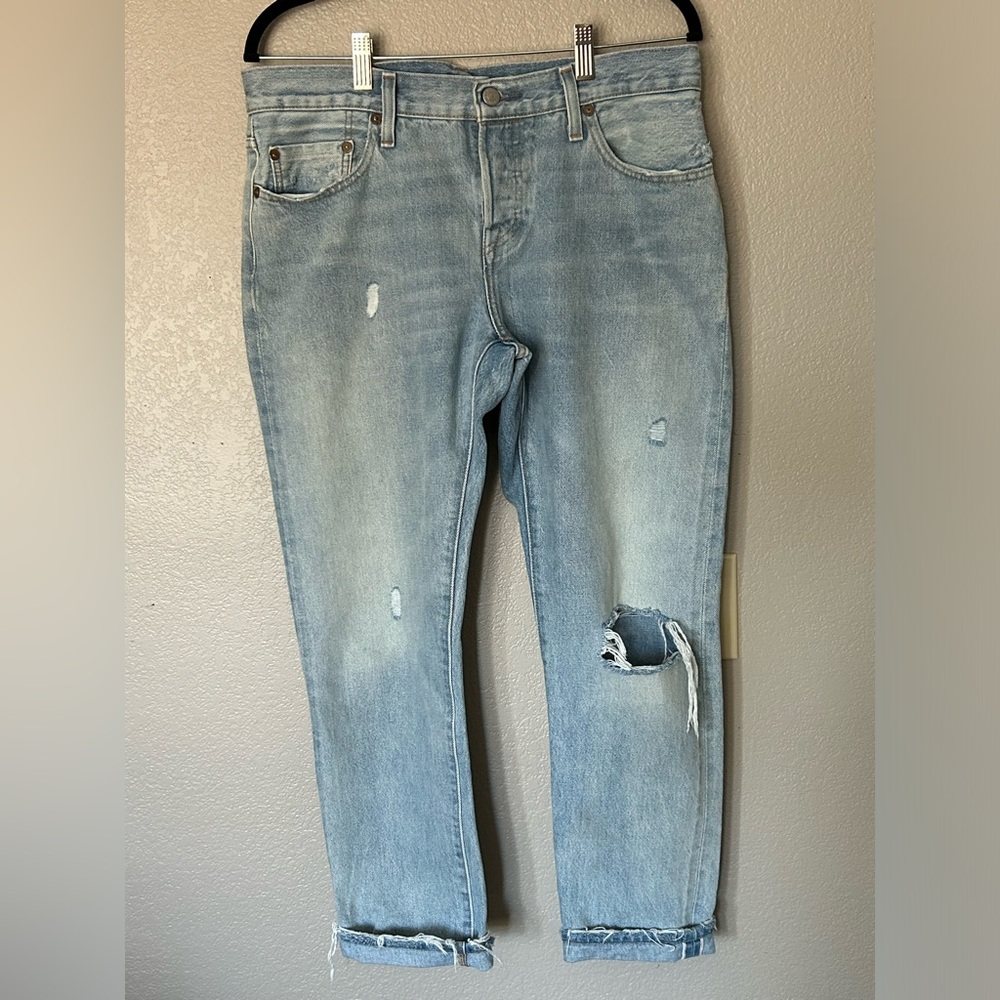 Levi's 501 Classic Straight Leg Distressed Light Wash Denim Jeans Size 28x32